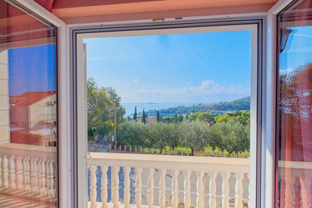 Apartments Cvjetkovic Mlini Rum bild