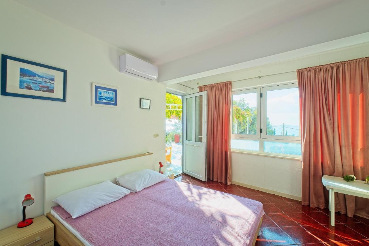 Apartments Cvjetkovic Mlini Rum bild